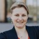 Dr. Carola Rinker Dr. Carola Rinker